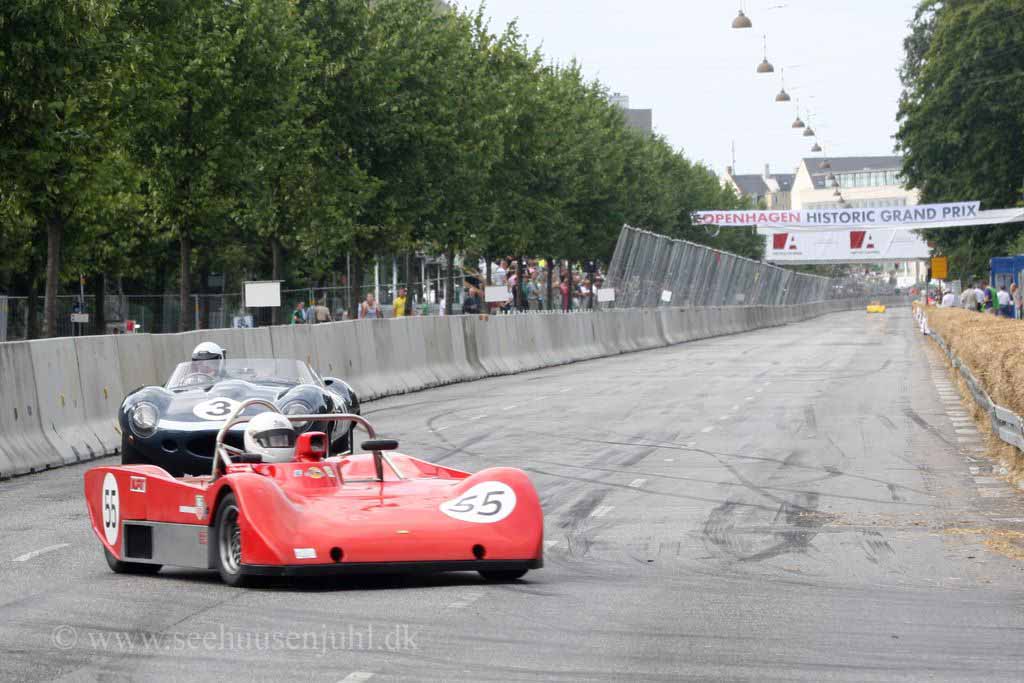 1980 Lola T590<br>1957 Jaguar D Type <br>(winner Le Mans 1957)