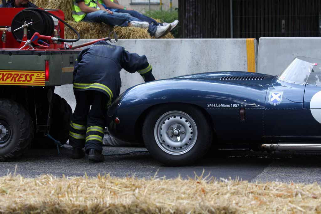 Jaguar D-Type <br>( winner at Le Mans 1957)