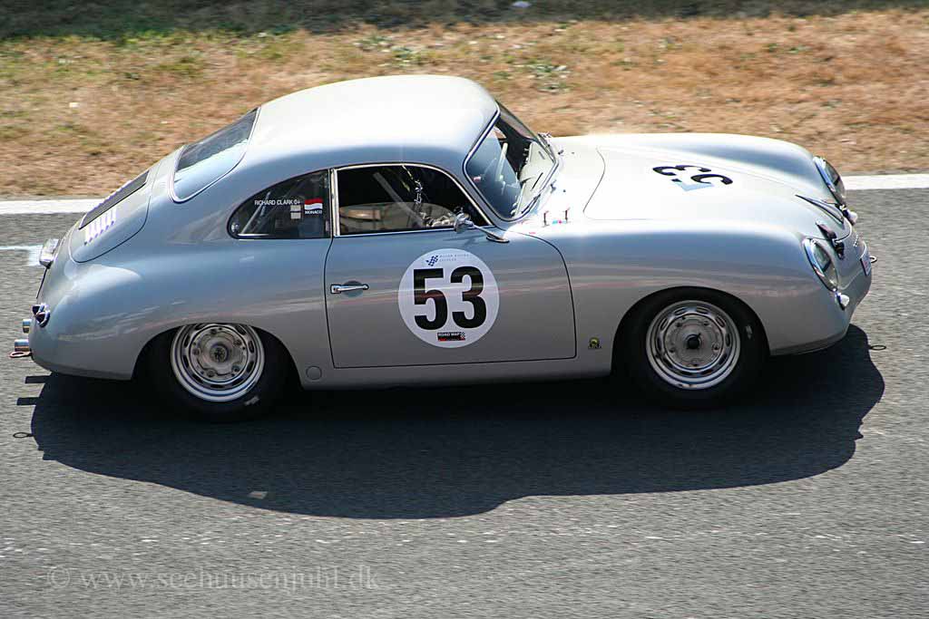 53 Richard Clark / Porsche 356