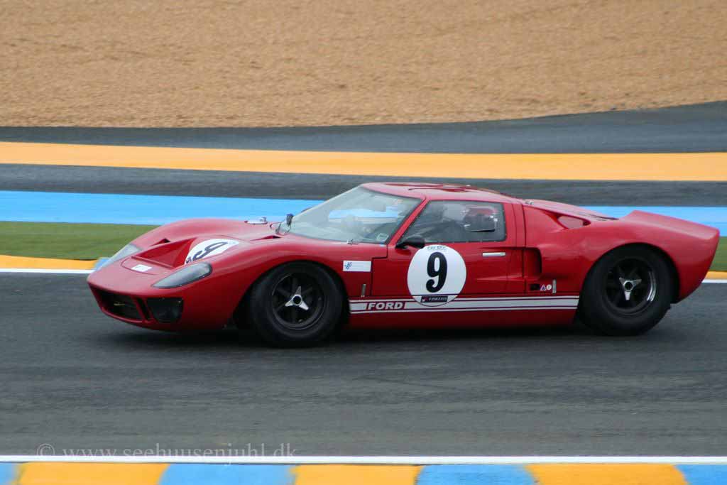Ford GT40-105