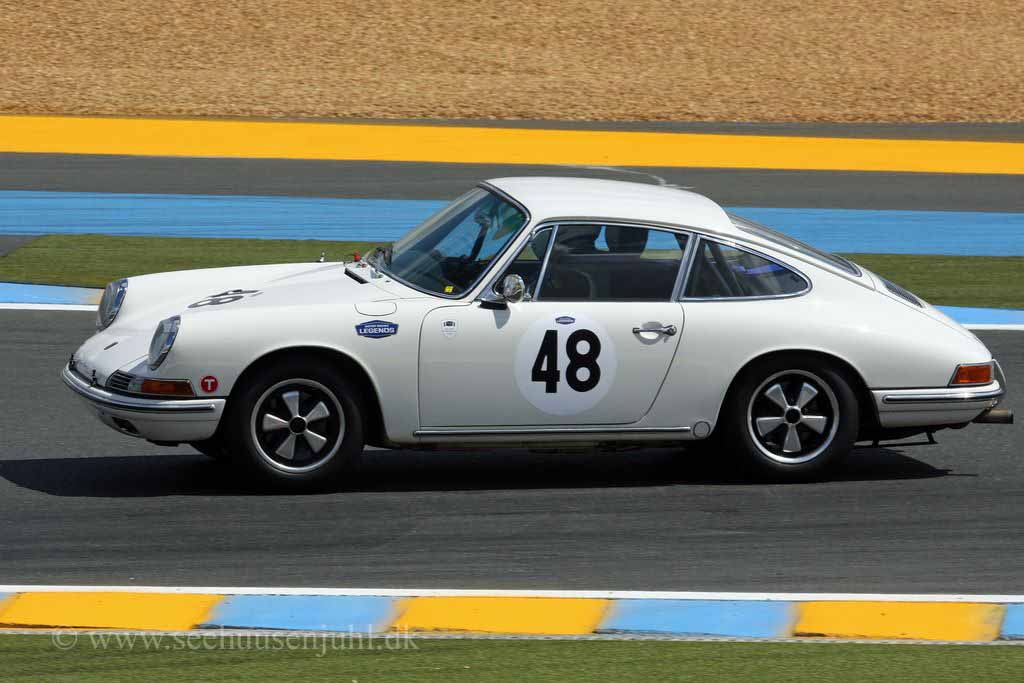 No.48 Porsche 911 1991cc 1965Paul CarterNigel Batchelor