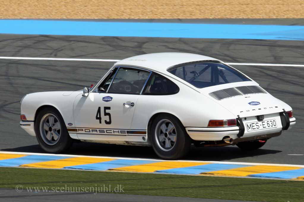No.45 Porsche 911 1991cc 1965Peter Rutt