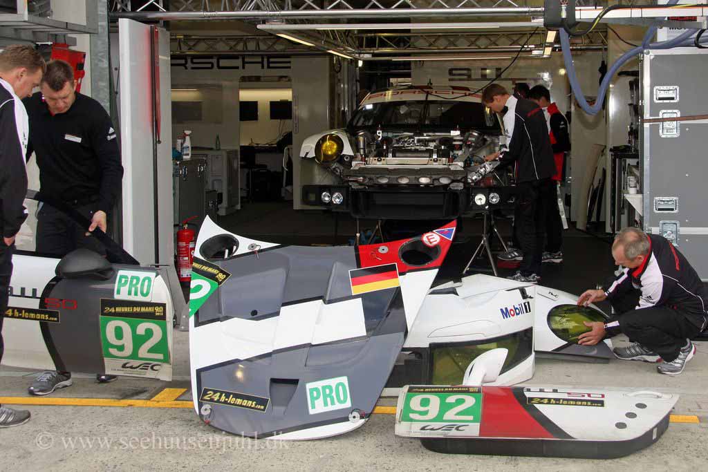 PORSCHE 997 GT3 RSR No.92 Porsche AG - Team Manthey (DEU)