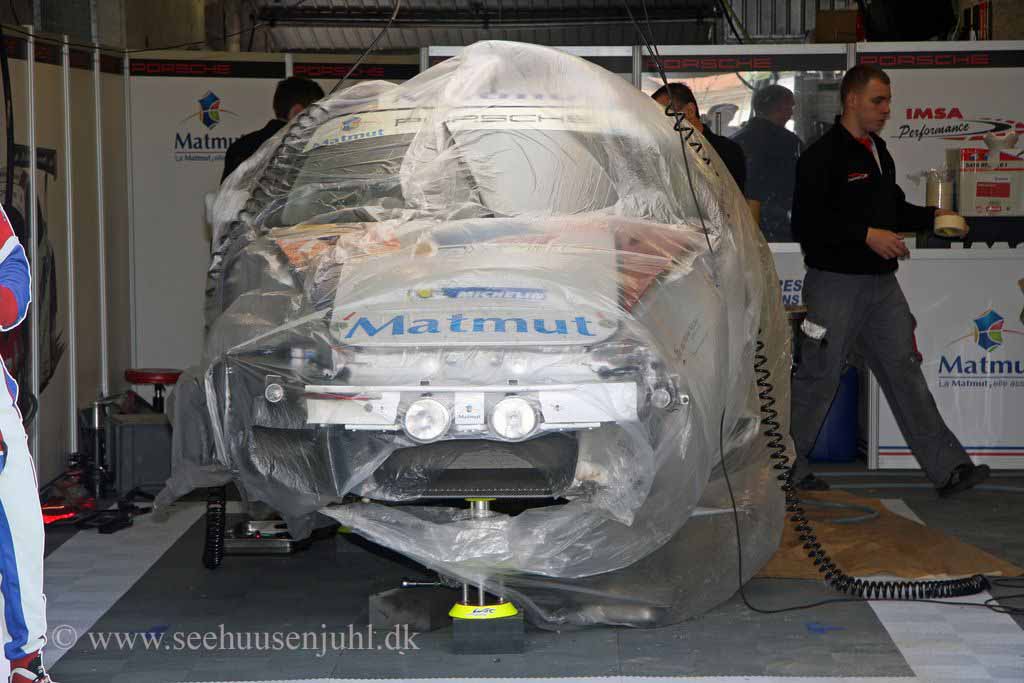 PORSCHE 997 GT3 RSR No.76 Team Imsa Performance Matmut (FRA)