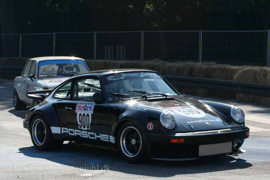 1976 Porsche 911 RS<br>Brian Løkke<br>1971 BMW 2002 TI<br>Peter Bockwoldt<br>Nobert Engels